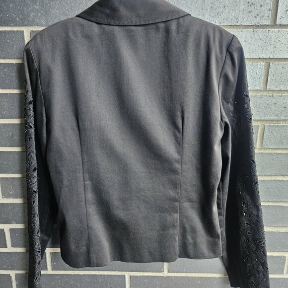 Vintage Joseph Ribkoff Trends Black Laser Cut Embellished Cotton Jacket Size 6 - Picture 7 of 16